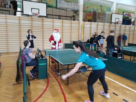 Tenis stołowy drużynowy
