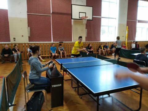 Tenis stołowy drużynowy
