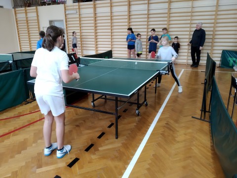 ID: Tenis Stołowy Indywidualny i Drużynowy