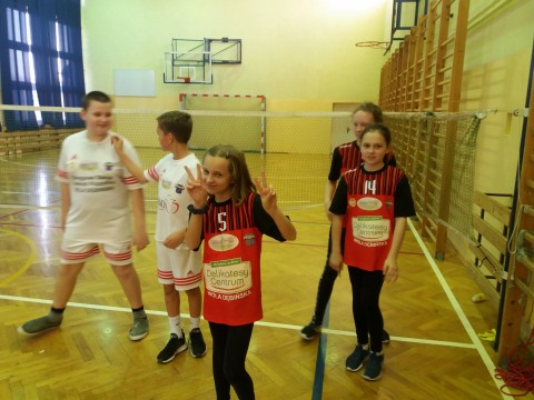 ID: Badminton Drużynowy Dziewcząt i Chłopców