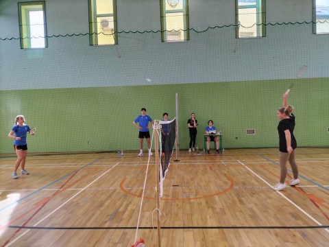 Mistrzostwa Powiatu Brzeskiego w Badmintonie Drużynowym - Szczurowa 9.03.2023r.