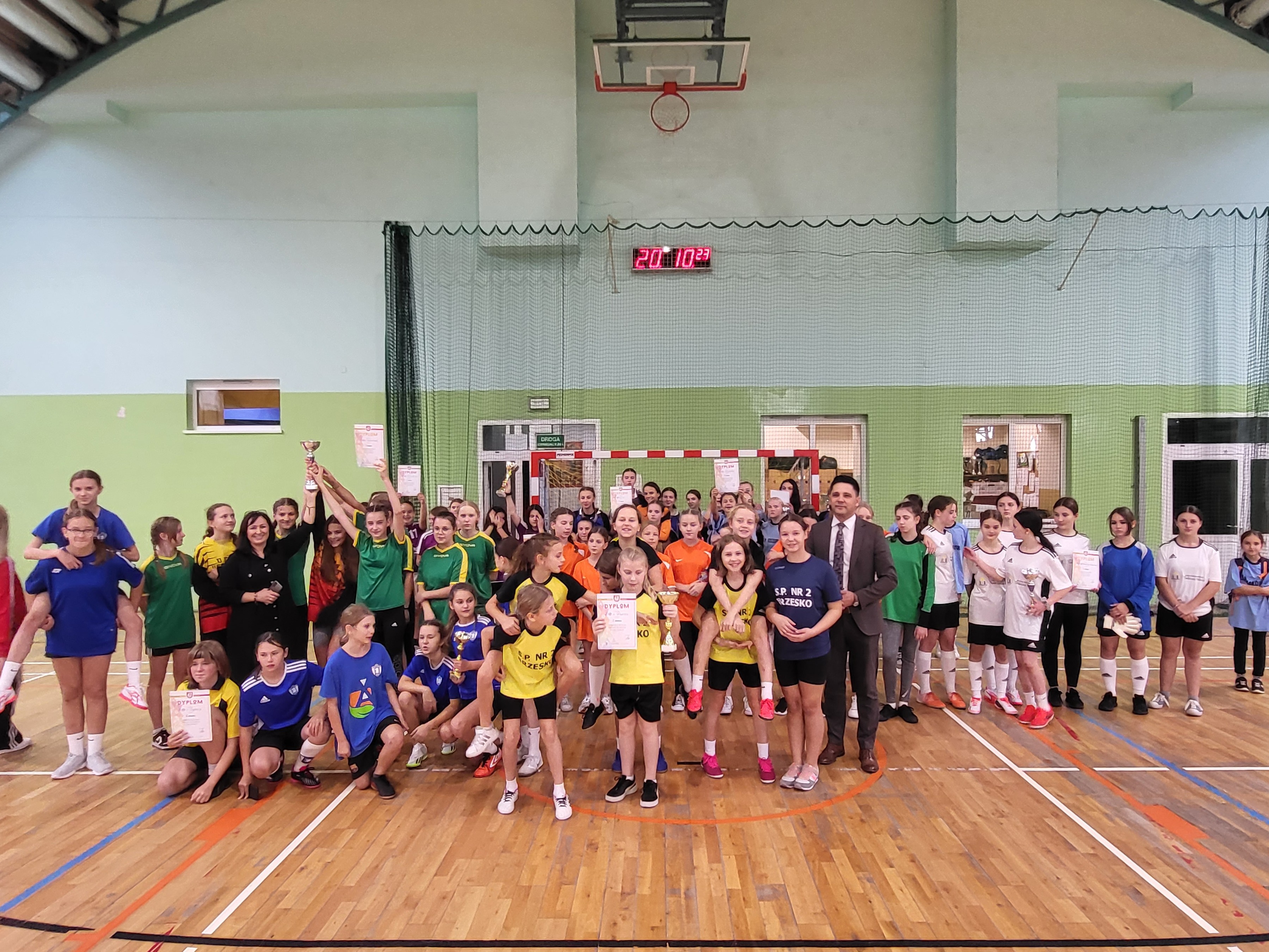 ID, IMS - Mistrzostwa Powiatu Brzeskiego w Futsalu Dziewcząt - Szczurowa, 20.10.2023r.