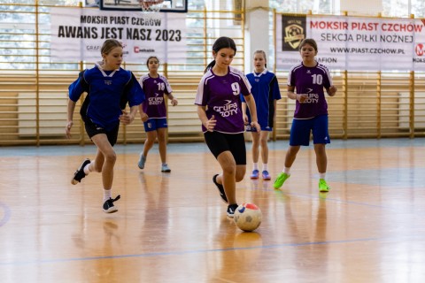 ID: Zawody Rejonowe w Futsalu Dziewcząt i Chłopców, Czchów 20.11.2023r.