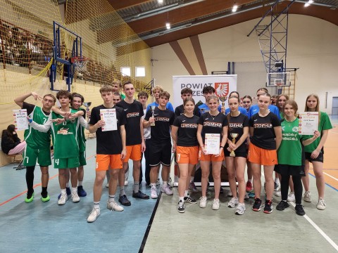 Licealiada: Mistrzostwa Powiatu Brzeskiego Szkół Ponadpodstawowych w Koszykówce 3x3