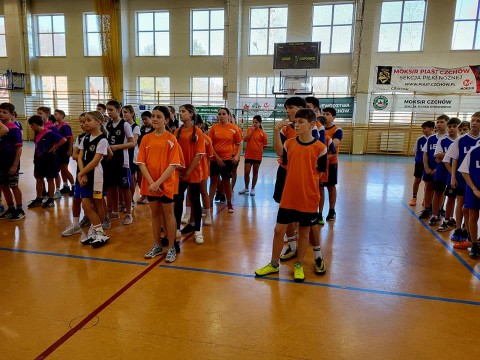 Mistrzostwa Powiatu Brzeskiego w Mini Koszykówce – emocje w Czchowie