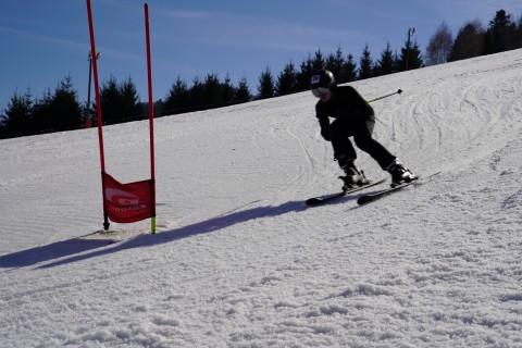 XXII Mistrzostwa Powiatu Brzeskiego w Narciarstwie Alpejskim