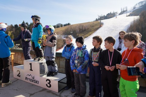 XXII Mistrzostwa Powiatu Brzeskiego w Narciarstwie Alpejskim