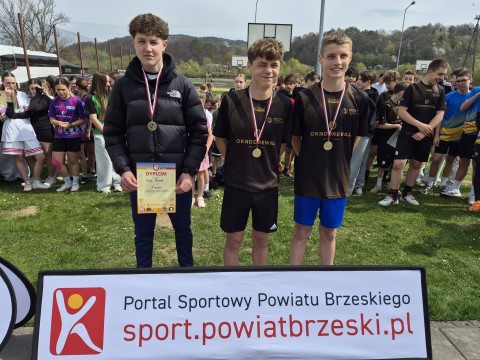 Mistrzostwa Powiatu Brzeskiego w Drużynowych Biegach Przełajowych