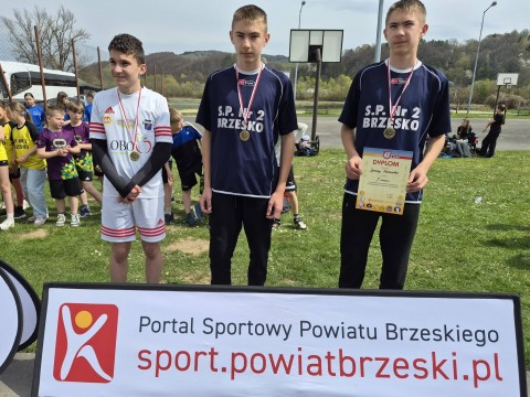 Mistrzostwa Powiatu Brzeskiego w Drużynowych Biegach Przełajowych